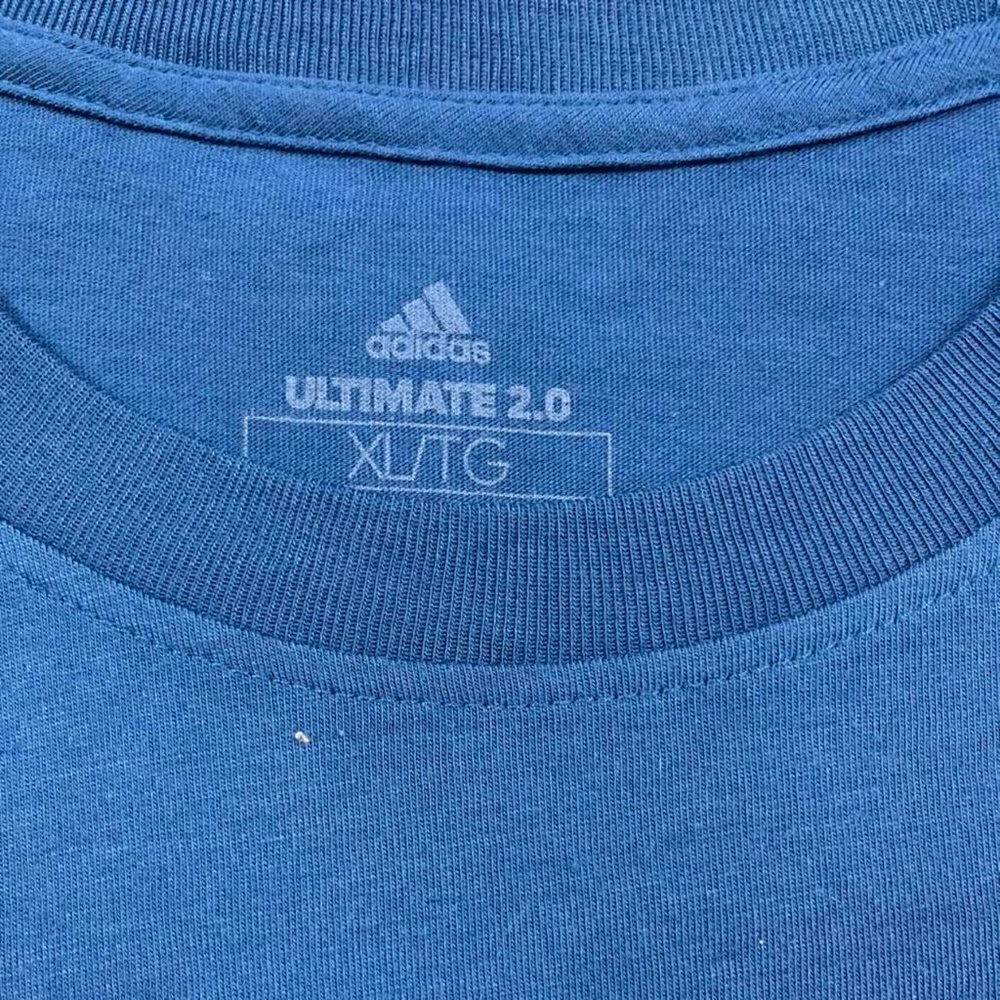 Adidas soccer style three stripes ultimate shirt - Picture 4 of 5